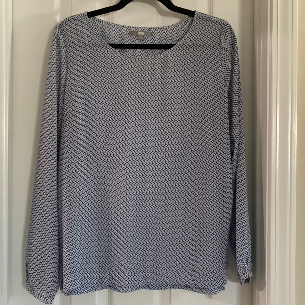 Uniqlo Blue and White Long Sleeve Blouse